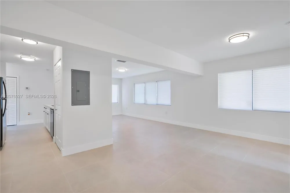 490 NE 141st #490 North Miami, FL 33161
