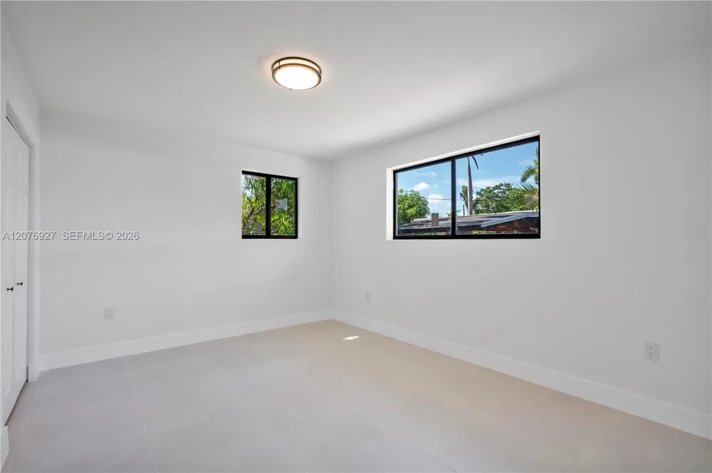 490 NE 141st #490 North Miami, FL 33161