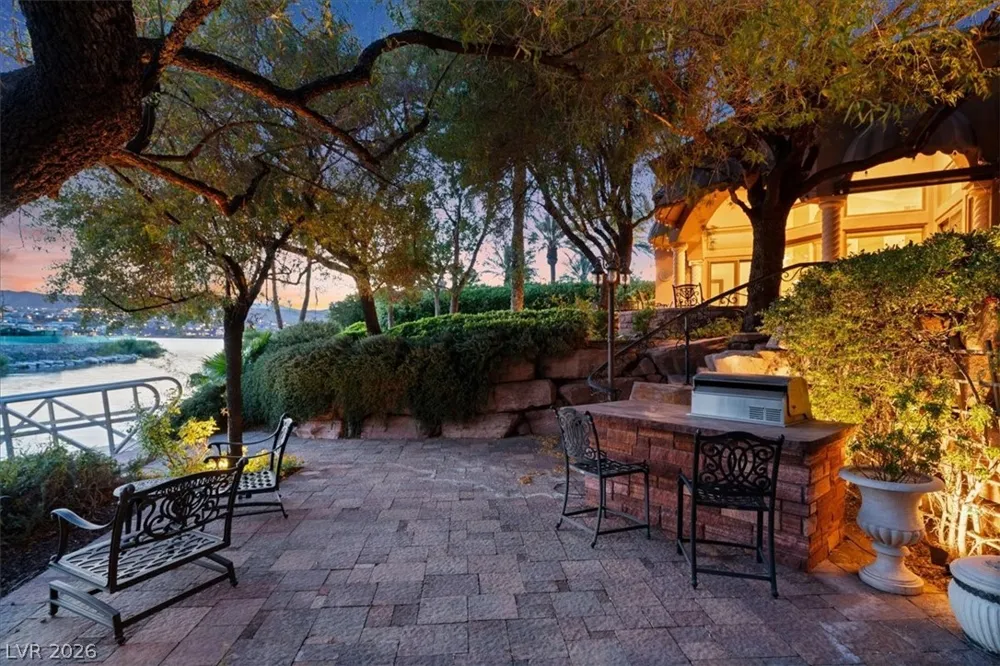 1 Via Mira Monte Henderson, NV 89011