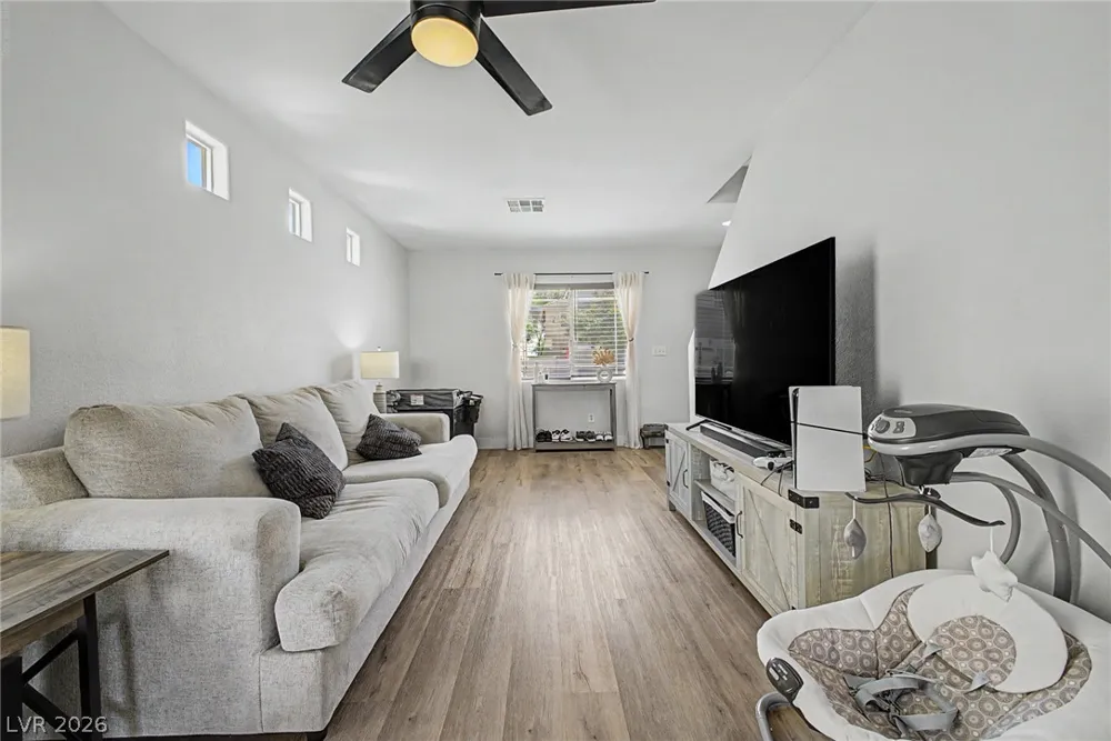 5208 Paradise Valley Avenue Las Vegas, NV 89156