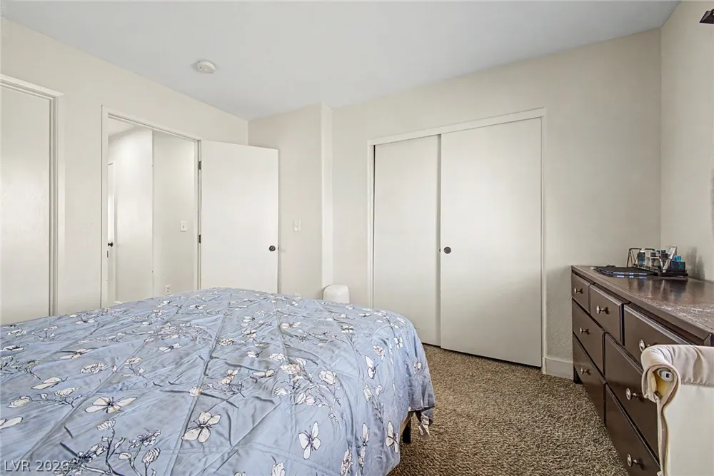 5208 Paradise Valley Avenue Las Vegas, NV 89156