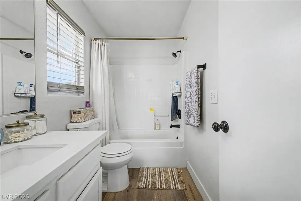 5208 Paradise Valley Avenue Las Vegas, NV 89156