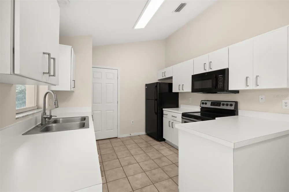 3141 ENCLAVE COURT Kissimmee, FL 34746