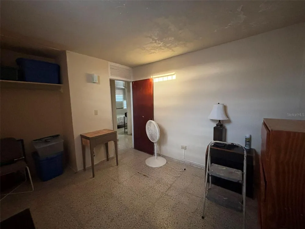 689 Cancer St VENUS GARDENS San Juan, PR 00926