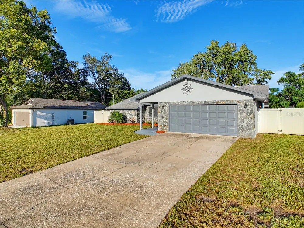 5442 PARNELL AVENUE Spring Hill, FL 34608