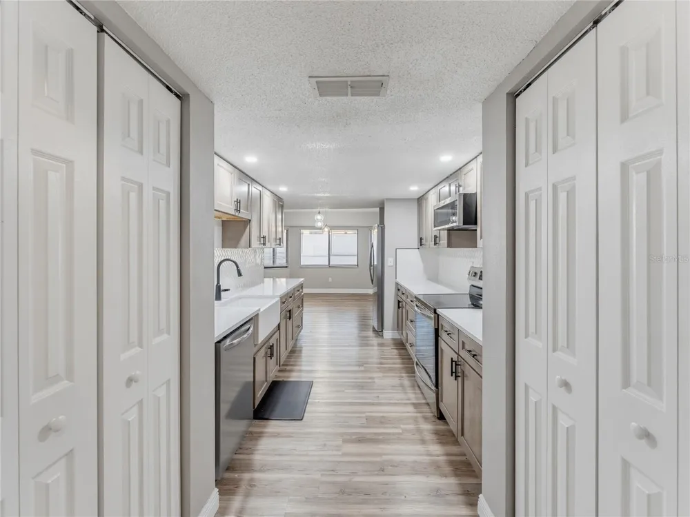 5442 PARNELL AVENUE Spring Hill, FL 34608