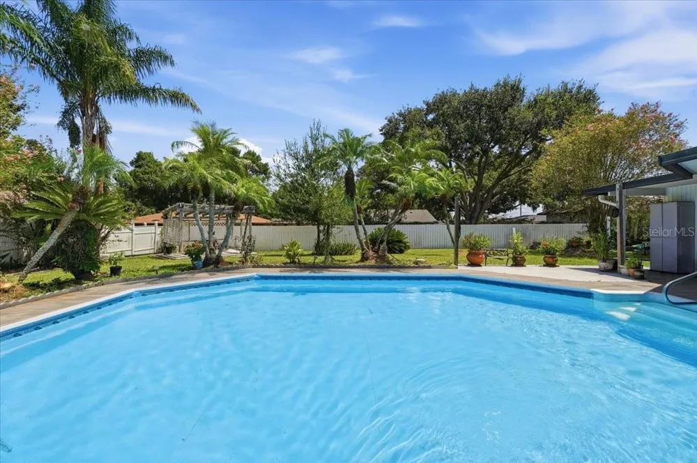543 STATE ROAD 559 Auburndale, FL 33823