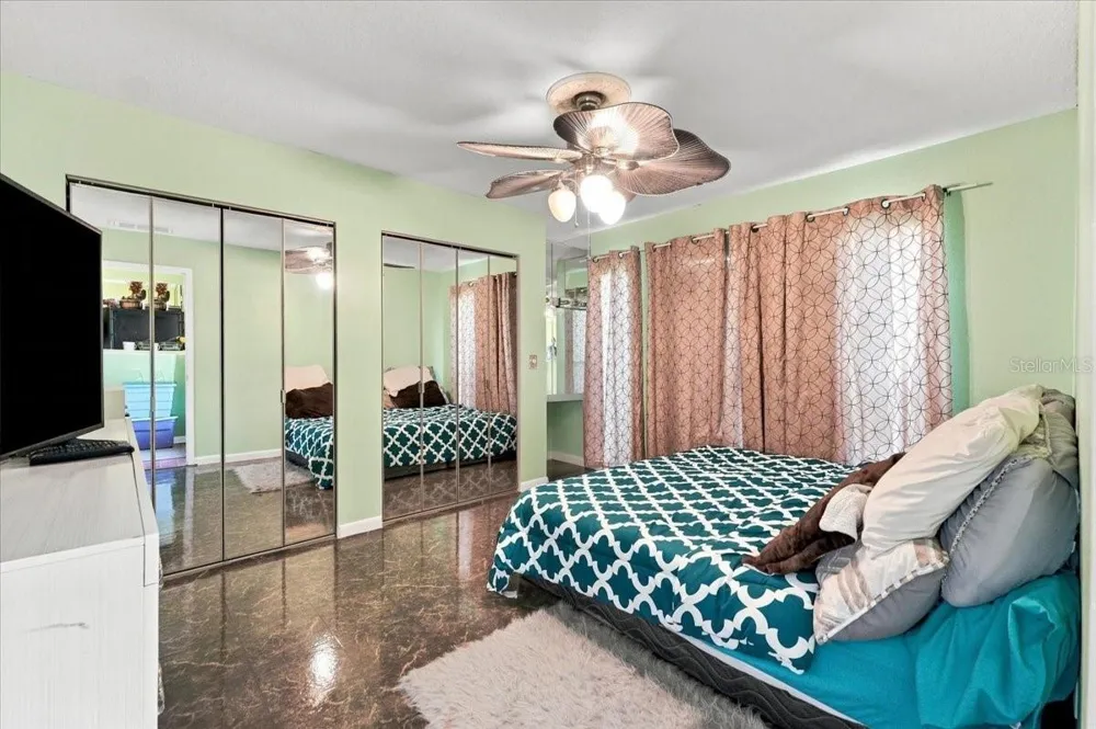 543 STATE ROAD 559 Auburndale, FL 33823