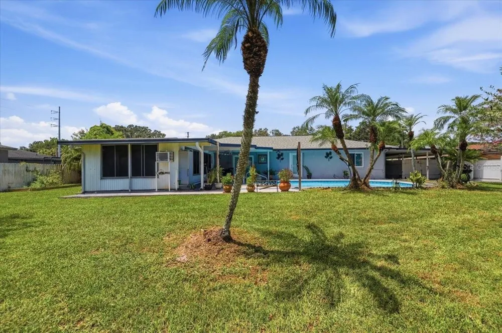 543 STATE ROAD 559 Auburndale, FL 33823