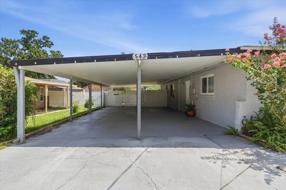 543 STATE ROAD 559 Auburndale, FL 33823