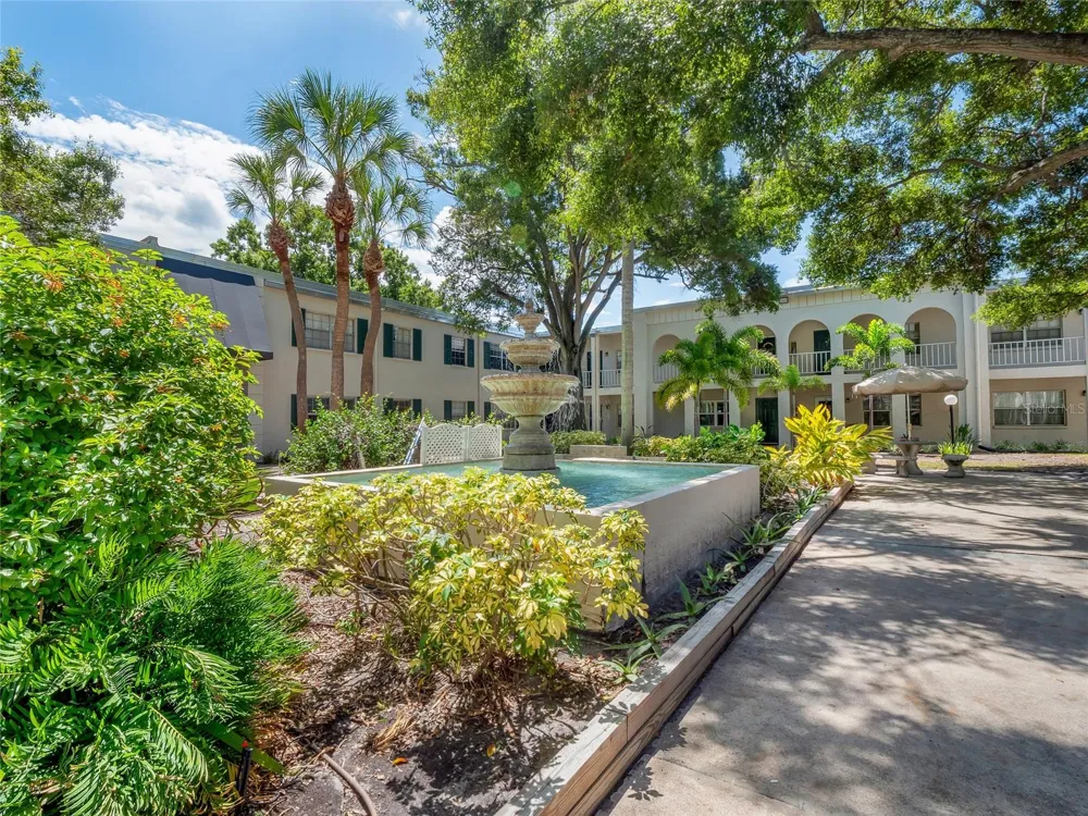 4335 AEGEAN DRIVE #116A Tampa, FL 33611