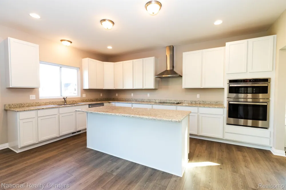5583 Morgan Lake Drive Independence Charter Township, MI 48348