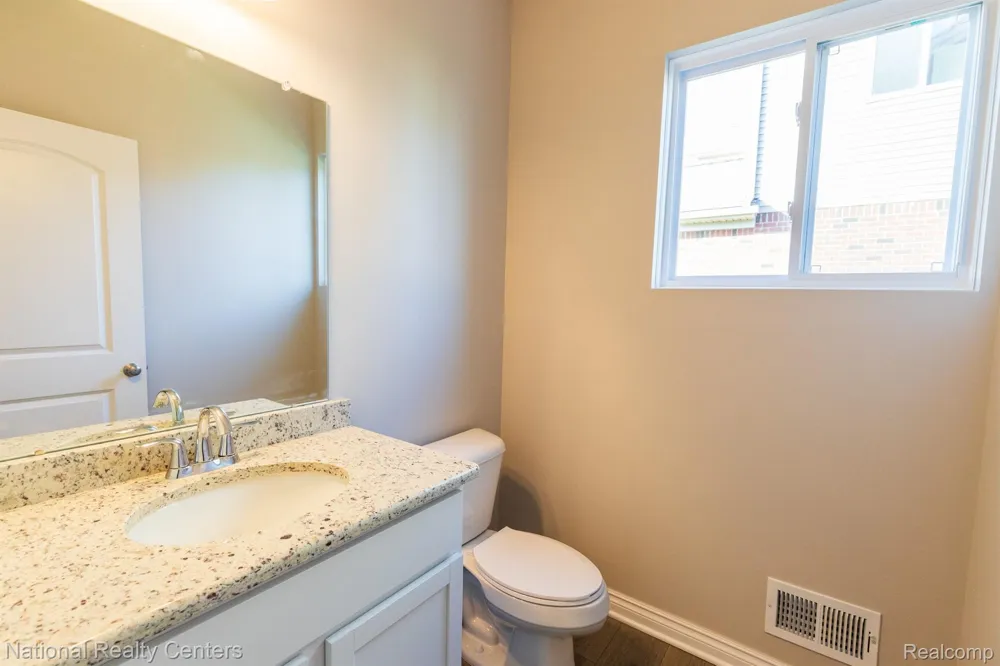 5583 Morgan Lake Drive Independence Charter Township, MI 48348