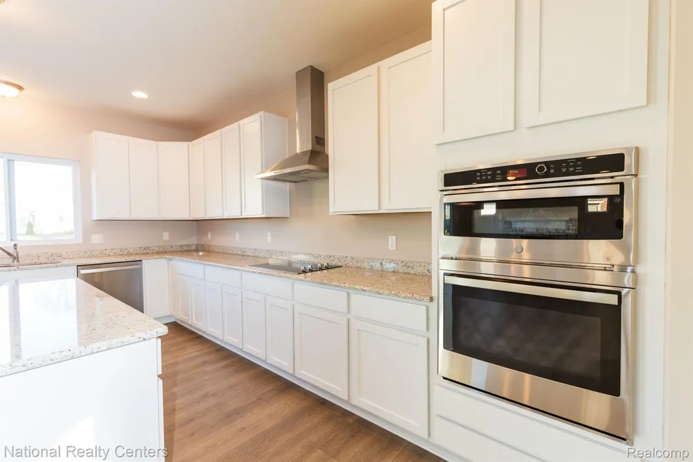 5583 Morgan Lake Drive Independence Charter Township, MI 48348