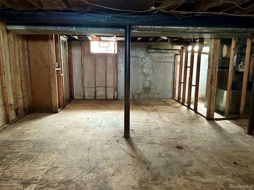 11465 Leverne Road Redford Charter Township, MI 48239