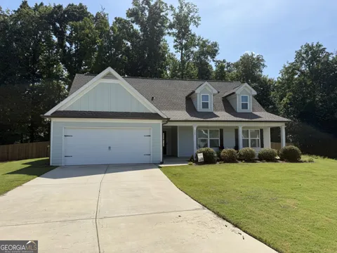 525 GRAND OAKS AVE