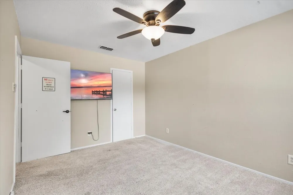1210 Chad Street Longview, TX 75604