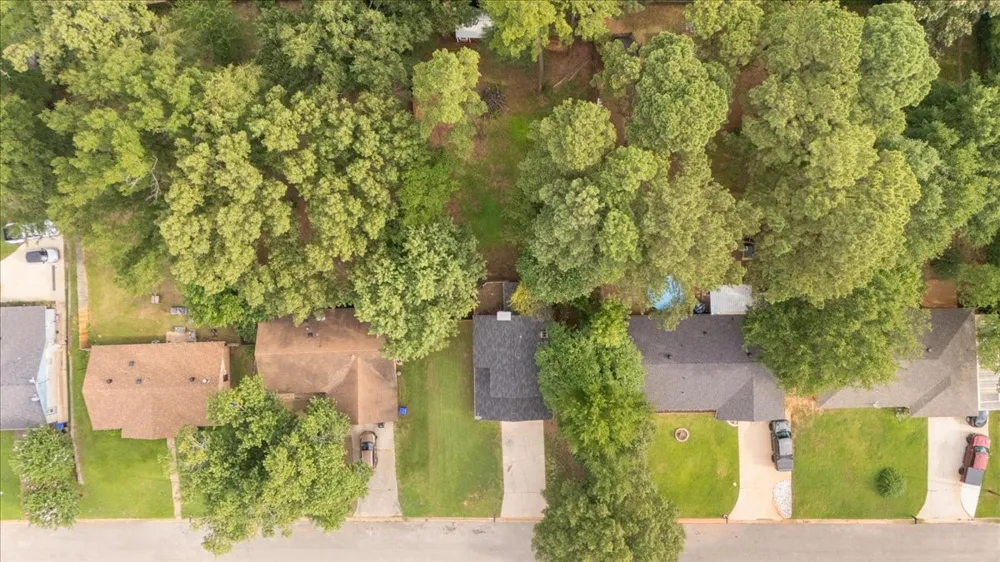 1210 Chad Street Longview, TX 75604