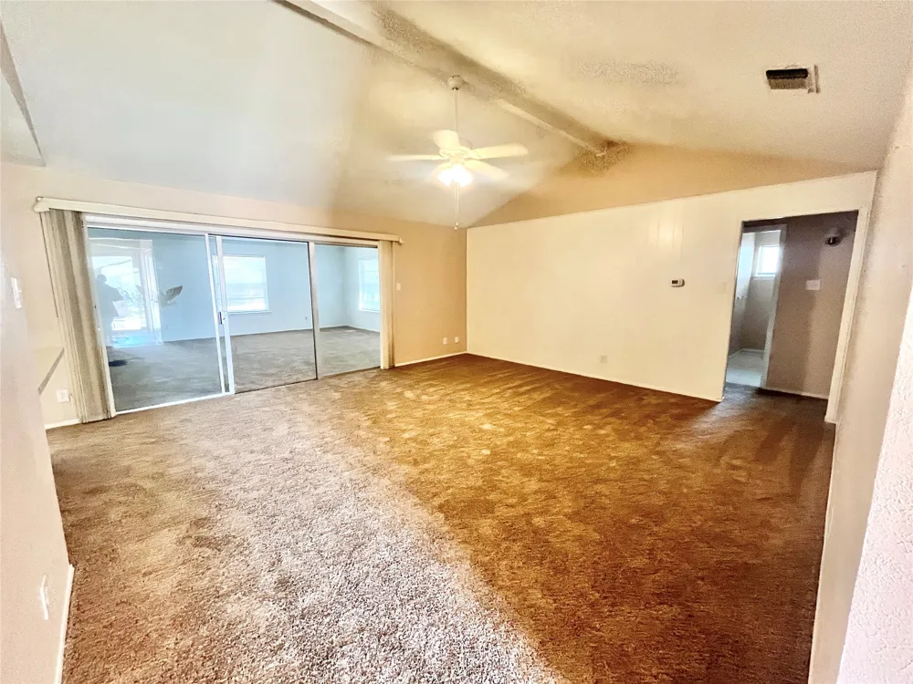1811 Redwood Street Arlington, TX 76014
