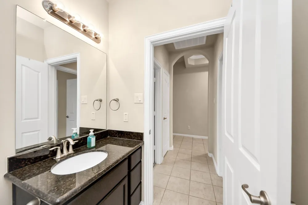 3058 Winterberry Lane League City, TX 77539