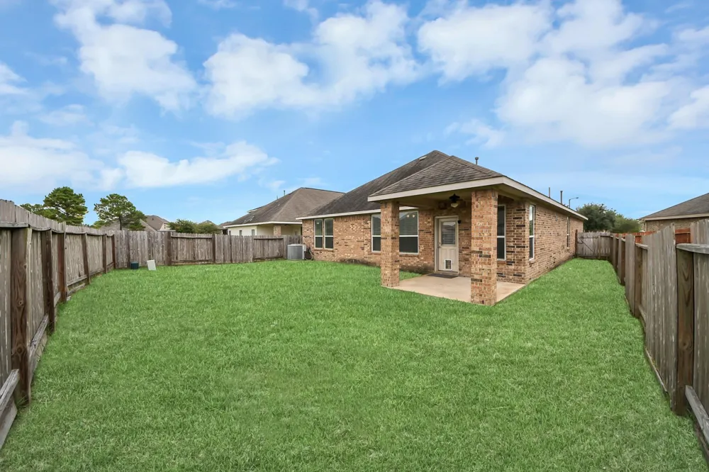 3058 Winterberry Lane League City, TX 77539