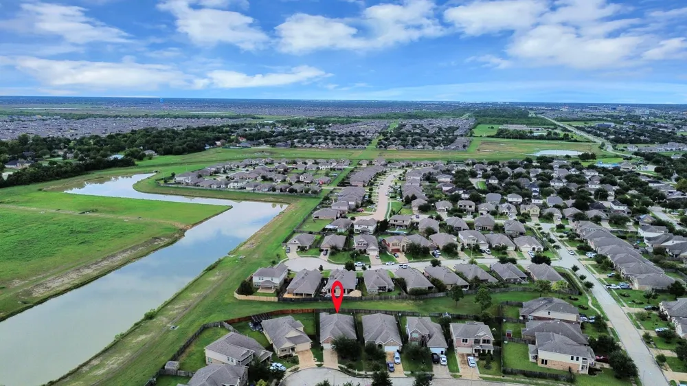 3058 Winterberry Lane League City, TX 77539