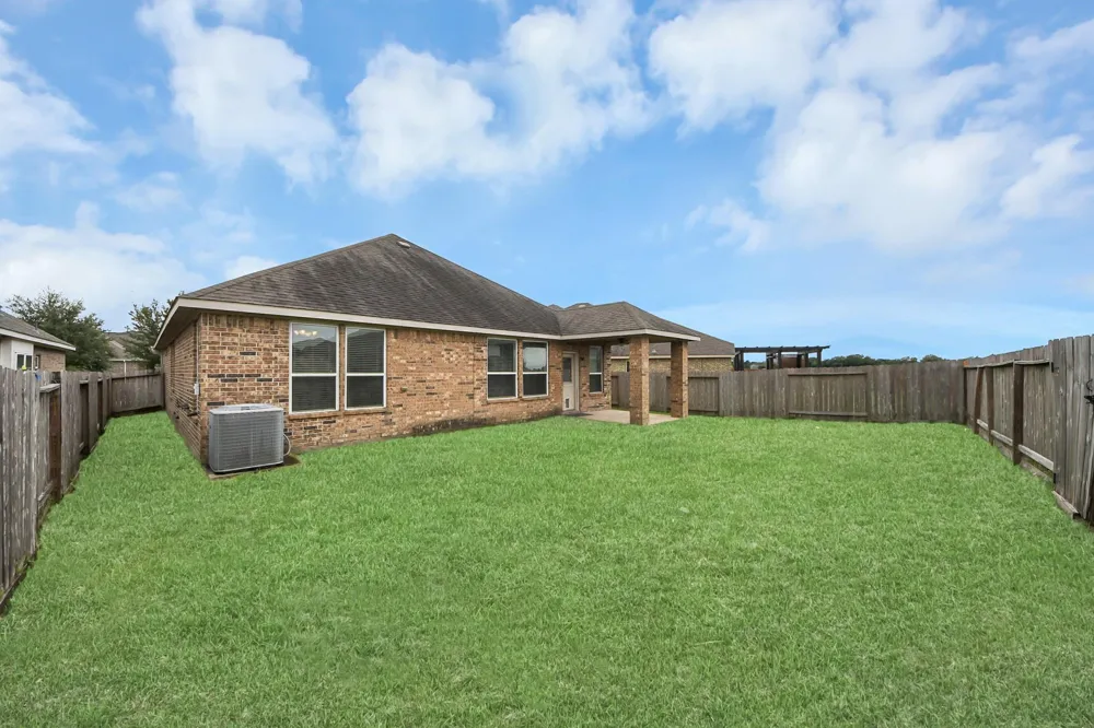3058 Winterberry Lane League City, TX 77539