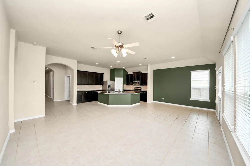 3058 Winterberry Lane League City, TX 77539