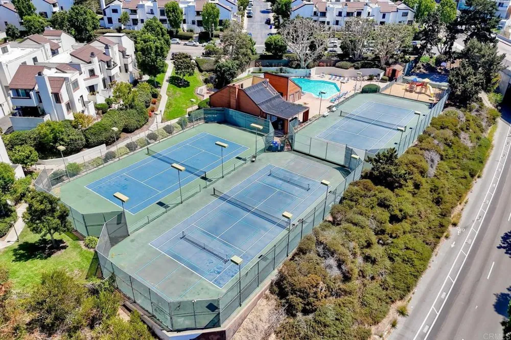 2232 Caminito Pajarito #114 San Diego, CA 92107