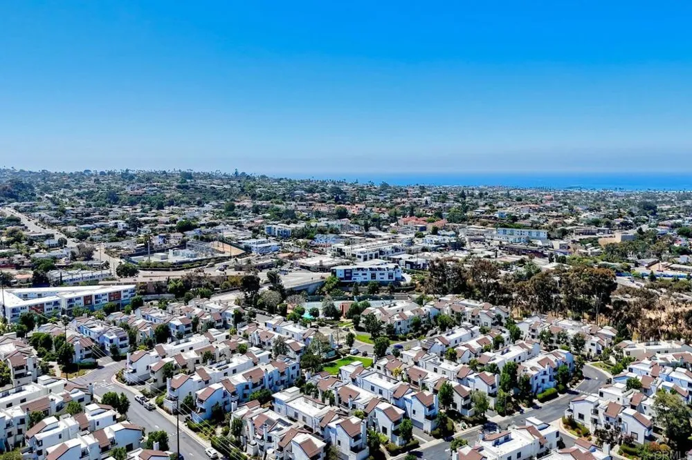 2232 Caminito Pajarito #114 San Diego, CA 92107