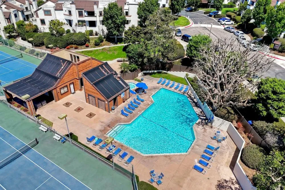 2232 Caminito Pajarito #114 San Diego, CA 92107