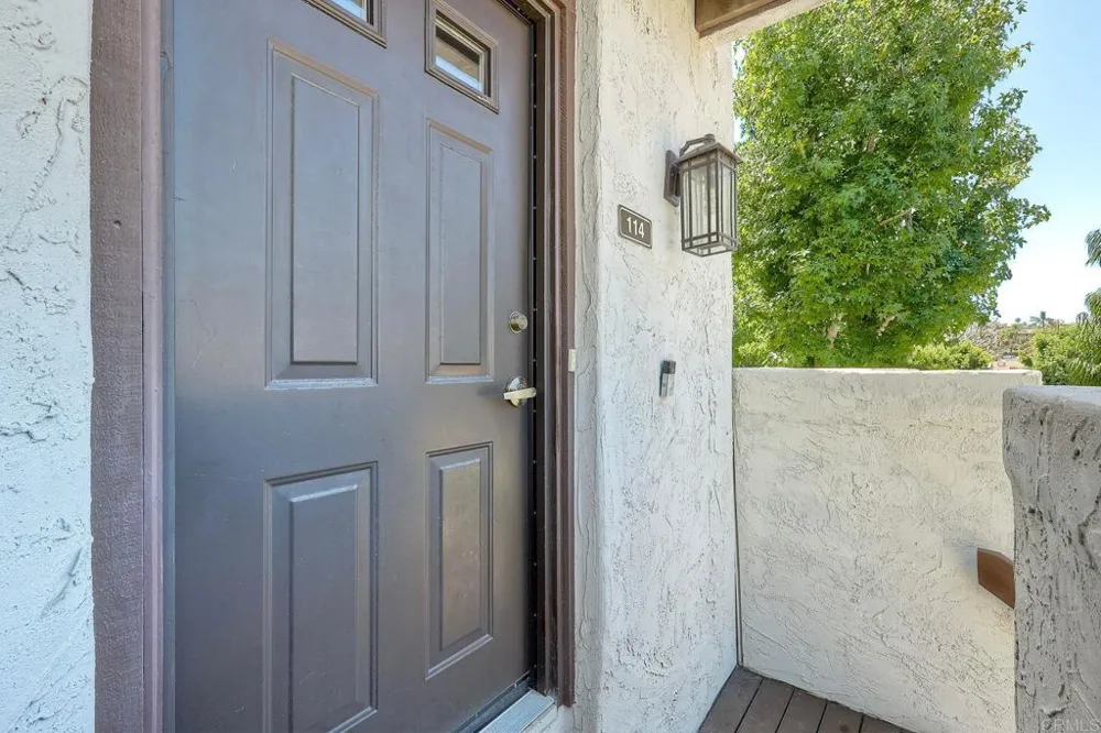 2232 Caminito Pajarito #114 San Diego, CA 92107