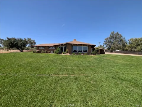 4240 Los Olivos Rd