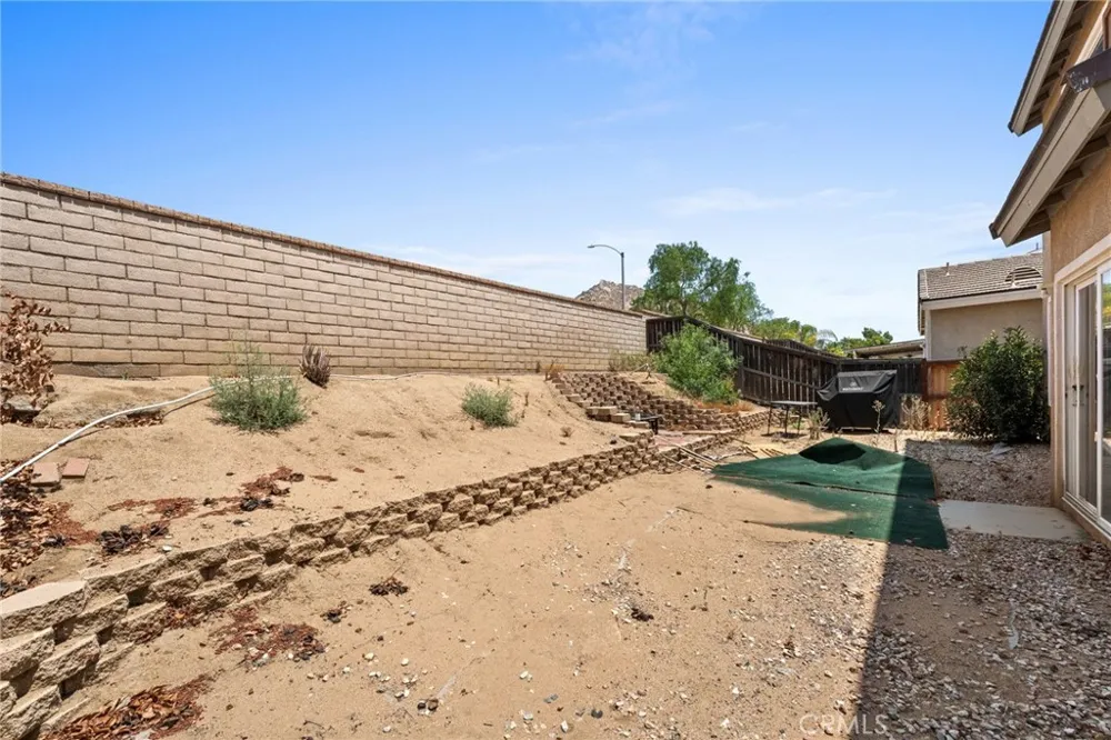 3962 Barbury Palms Perris, CA 92571