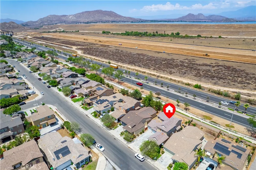 3962 Barbury Palms Perris, CA 92571