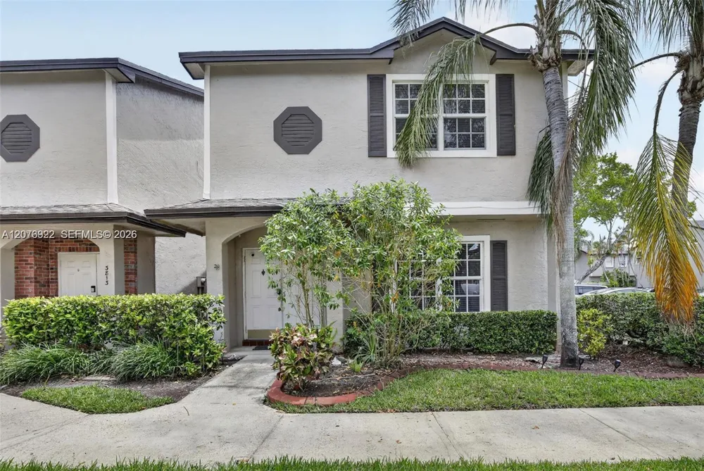 3815 NW 122nd Ter Sunrise, FL 33323
