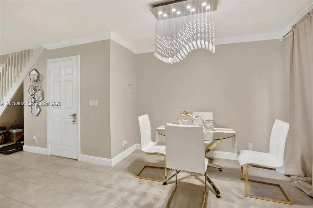 3815 NW 122nd Ter Sunrise, FL 33323