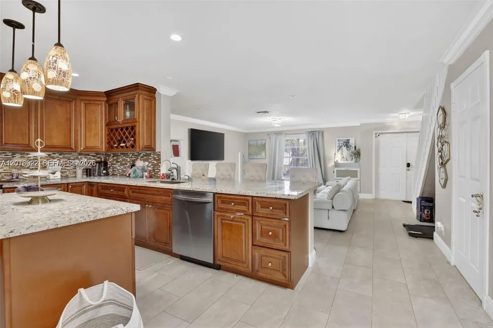 3815 NW 122nd Ter Sunrise, FL 33323