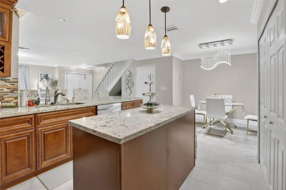 3815 NW 122nd Ter Sunrise, FL 33323