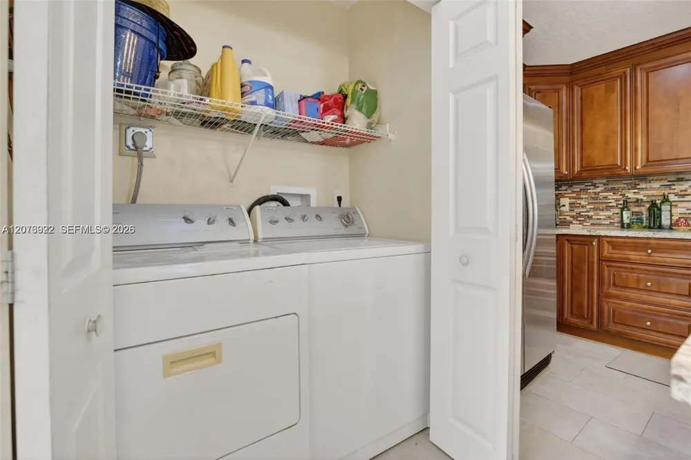 3815 NW 122nd Ter Sunrise, FL 33323