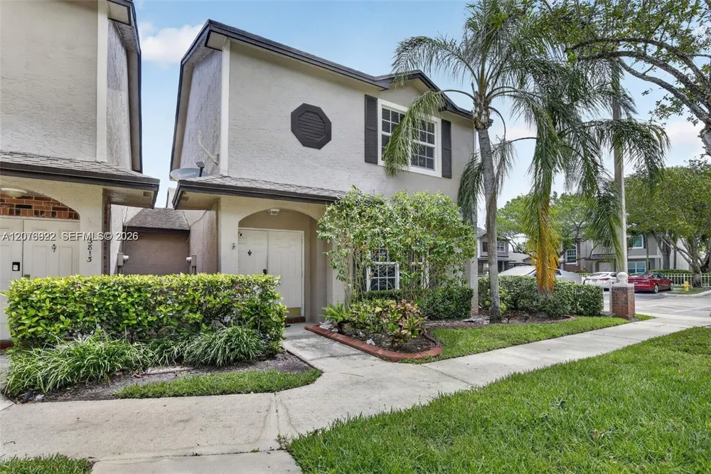 3815 NW 122nd Ter Sunrise, FL 33323