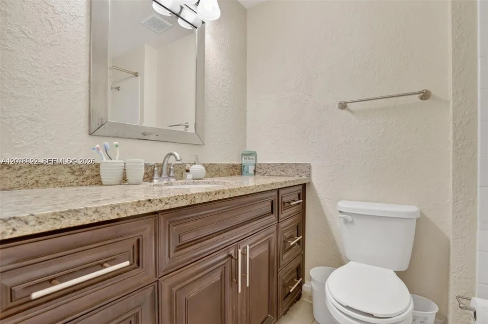 3815 NW 122nd Ter Sunrise, FL 33323