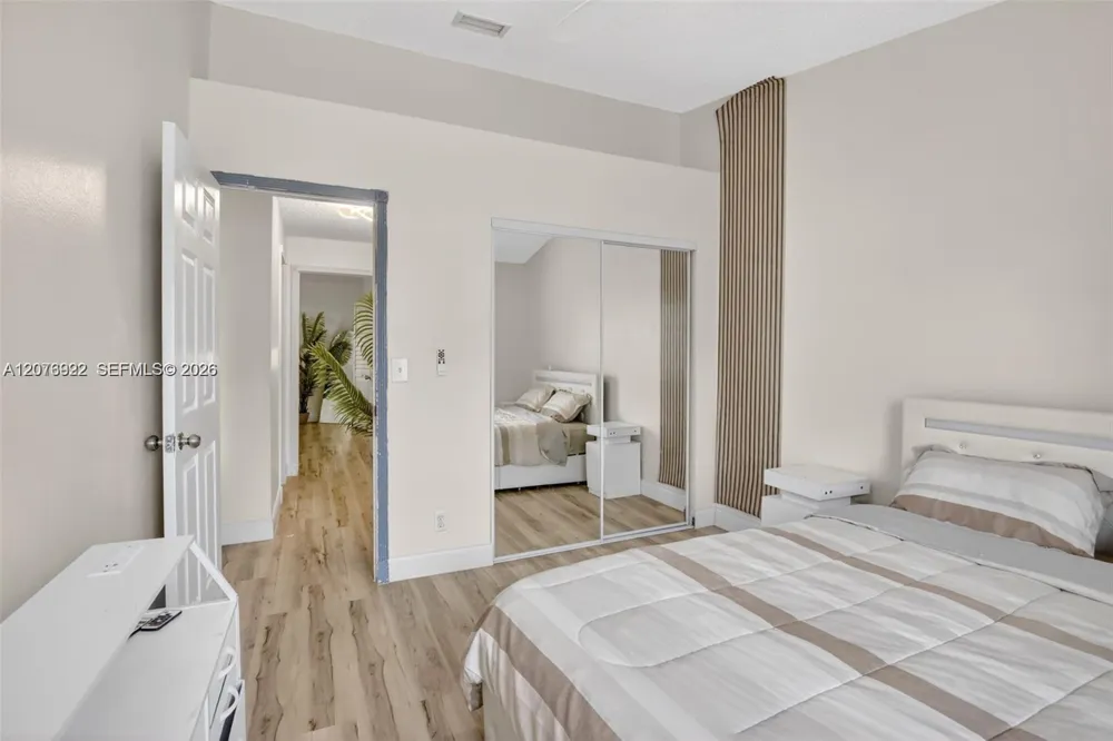 3815 NW 122nd Ter Sunrise, FL 33323