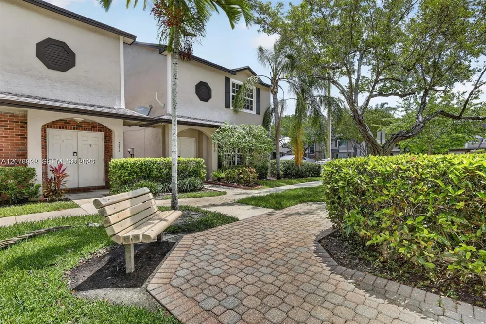 3815 NW 122nd Ter Sunrise, FL 33323