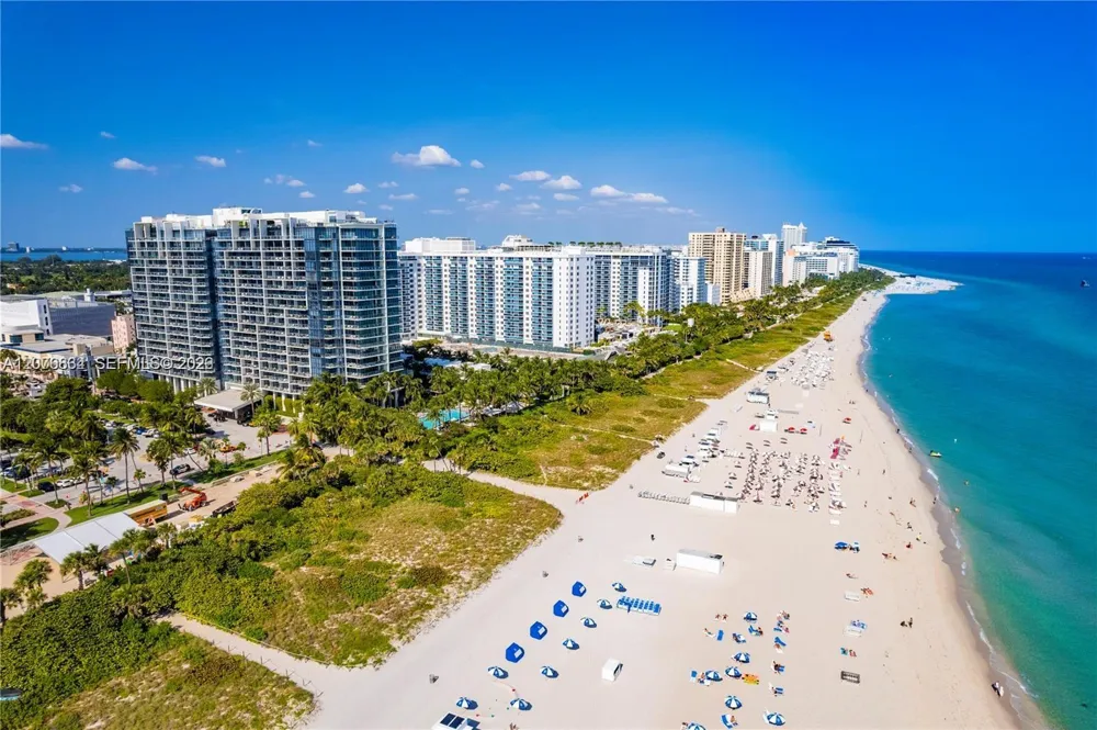 2201 Collins Ave #428 Miami Beach, FL 33139