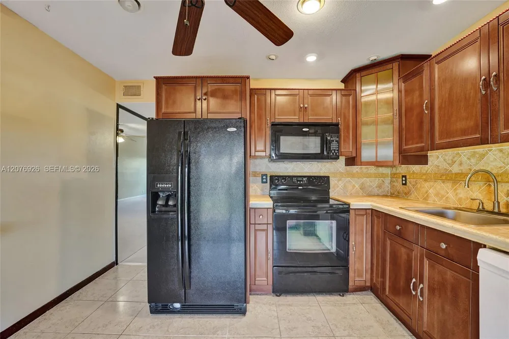 11154 NW 37th St Sunrise, FL 33351