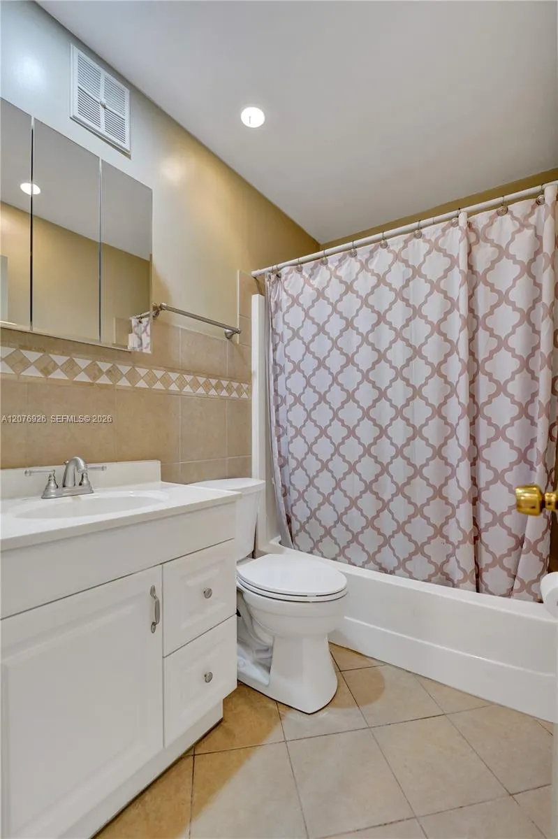 11154 NW 37th St Sunrise, FL 33351