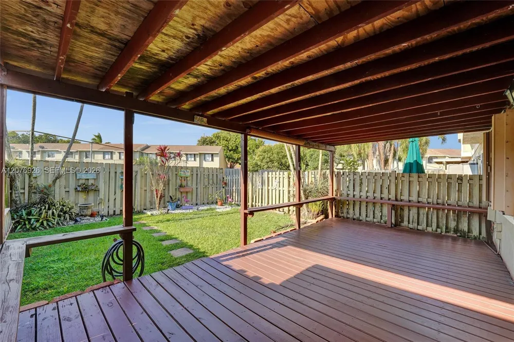 11154 NW 37th St Sunrise, FL 33351