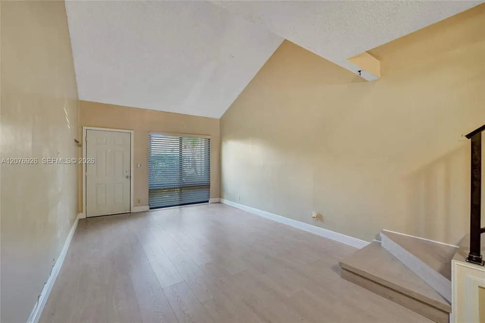 11154 NW 37th St Sunrise, FL 33351
