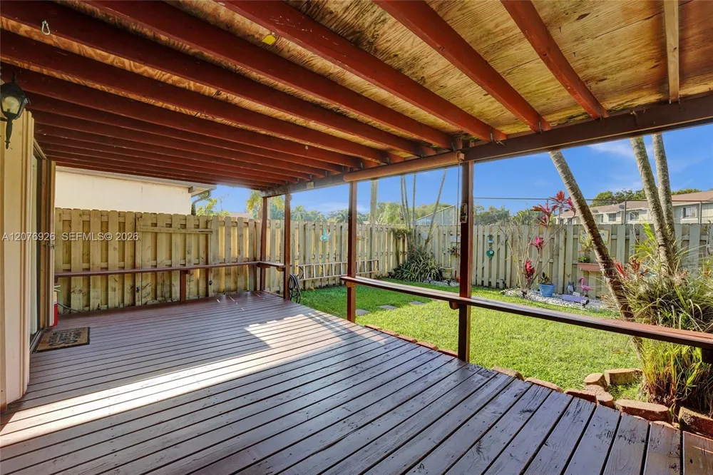 11154 NW 37th St Sunrise, FL 33351